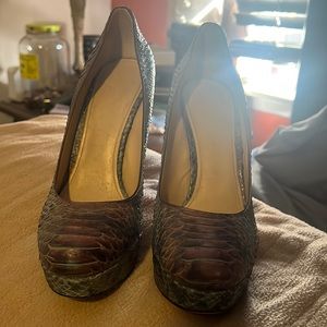 Snake skin pumps
